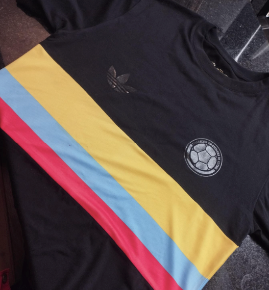 CAMISETA NEGRA SELECCION 100 AÑOS PRIVADO- CALIDAD 1.1 PREMIUM